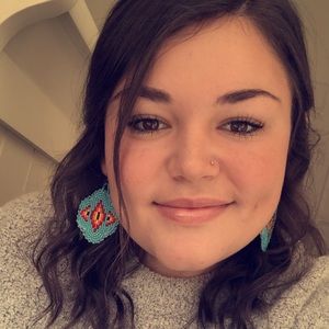 Meet your Posher, Brittney